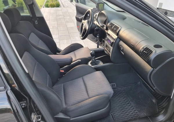 Seat Leon cena 19900 przebieg: 260000, rok produkcji 2005 z Dębica małe 67